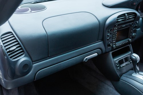 2002 Porsche 996 911 Carrera 2 Tiptronic 3.6 In vendita (immagine 47 di 133)