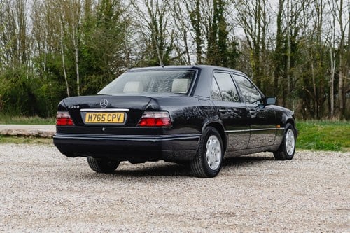1994 Mercedes-Benz W124 E280 zum Verkauf (Bild 13 von 133)