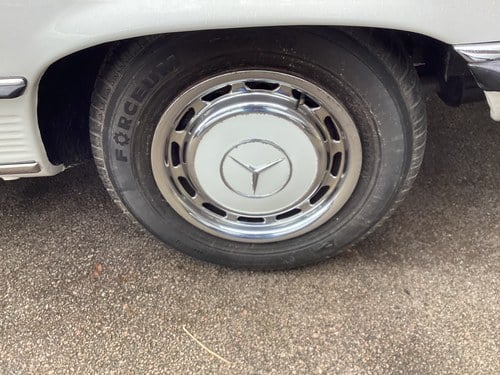 1973 Mercedes-Benz 350SL R107 zum Verkauf (Bild 14 von 148)