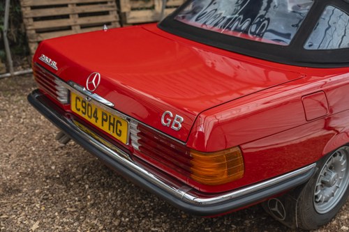 1985 Mercedes-Benz 280 SL (R107) Te koop (foto 100 van 177)