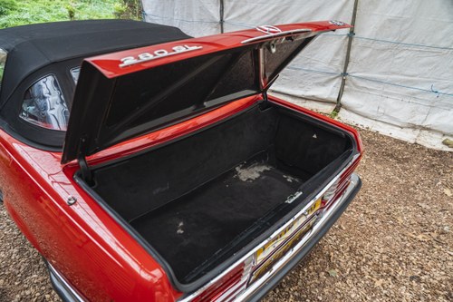 1985 Mercedes-Benz 280 SL (R107) Te koop (foto 69 van 177)