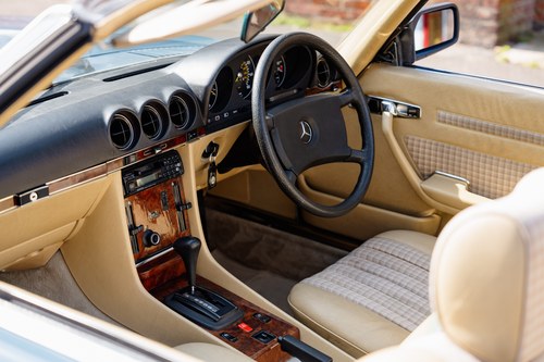 1983 Mercedes-Benz 280SL R107 For Sale (picture 30 of 104)