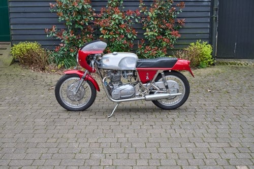 1969 Rickman Metisse TR6 650 à vendre (picture 13 of 83)