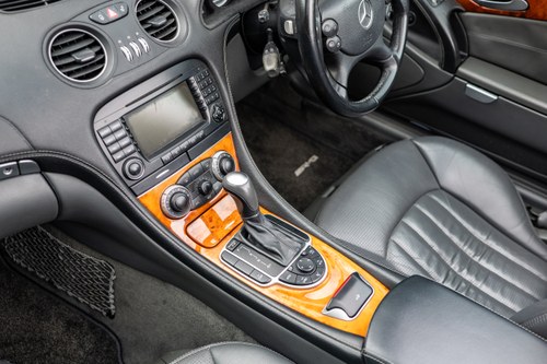 2006 Mercedes-Benz R230 SL55 AMG zum Verkauf (Bild 39 von 253)