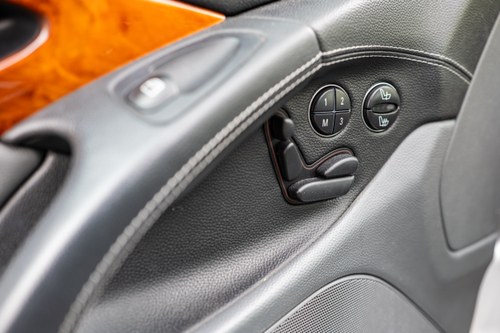 2006 Mercedes-Benz R230 SL55 AMG zum Verkauf (Bild 58 von 253)