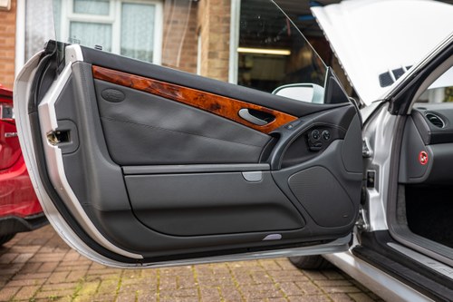 2006 Mercedes-Benz R230 SL55 AMG zum Verkauf (Bild 78 von 253)