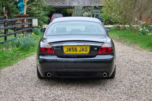 2006 Jaguar S-Type R V8 zum Verkauf (Bild 13 von 172)