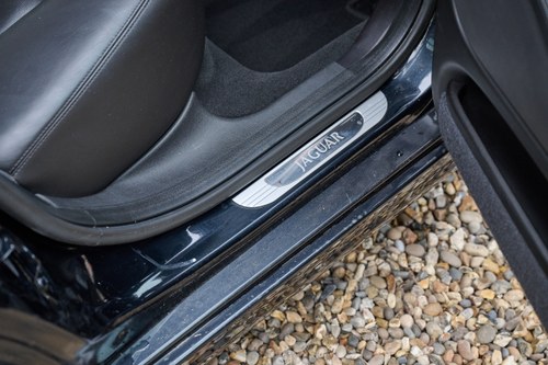 2006 Jaguar S-Type R V8 zum Verkauf (Bild 38 von 172)