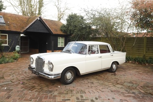 1964 Mercedes-Benz W111 220SB Te koop (foto 13 van 186)