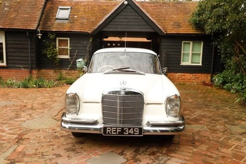 1964 Mercedes-Benz W111 220SB Te koop (foto 14 van 186)