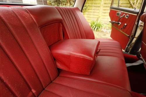 1964 Mercedes-Benz W111 220SB Te koop (foto 84 van 186)