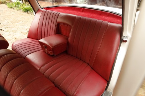 1964 Mercedes-Benz W111 220SB Te koop (foto 86 van 186)