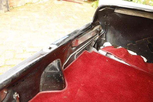 1964 Mercedes-Benz W111 220SB Te koop (foto 110 van 186)