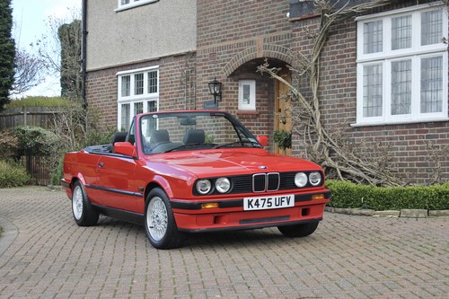 1993 BMW E30 318i LUX Convertible For Sale (picture 11 of 178)