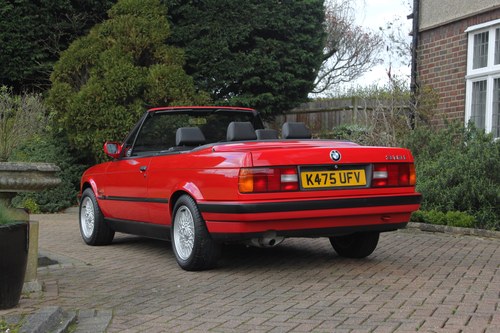 1993 BMW E30 318i LUX Convertible For Sale (picture 39 of 178)