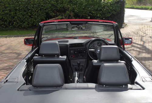 1993 BMW E30 318i LUX Convertible For Sale (picture 59 of 178)