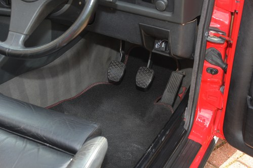 1993 BMW E30 318i LUX Convertible For Sale (picture 71 of 178)