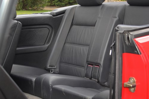 1993 BMW E30 318i LUX Convertible For Sale (picture 82 of 178)