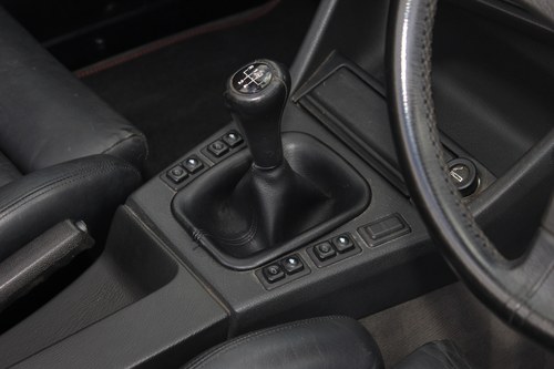 1993 BMW E30 318i LUX Convertible For Sale (picture 92 of 178)