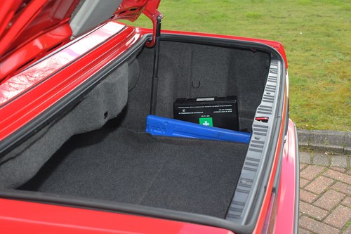 1993 BMW E30 318i LUX Convertible For Sale (picture 97 of 178)