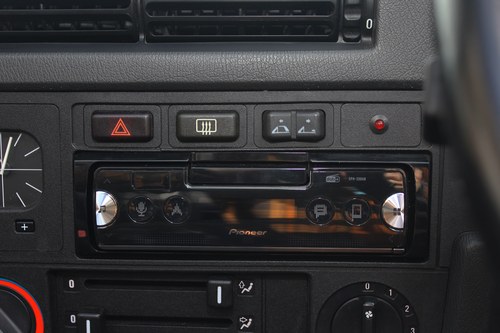 1993 BMW E30 318i LUX Convertible For Sale (picture 103 of 178)