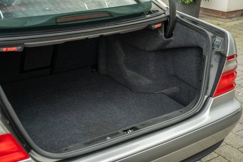 1999 Mercedes-Benz C208 CLK230 Kompressor Elegance à vendre (picture 73 of 148)