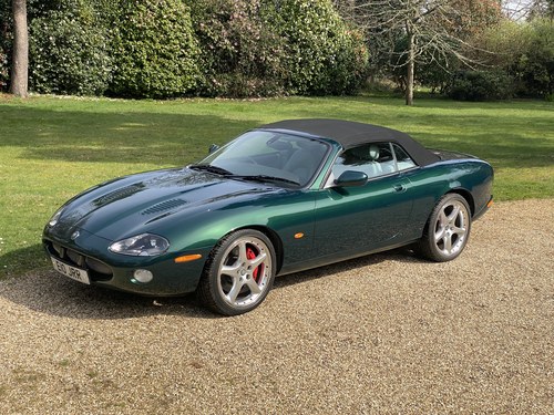 2003 Jaguar X100 XKR 4.2 Convertible For Sale (picture 2 of 130)