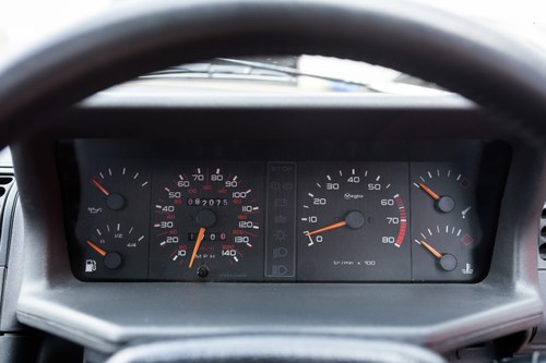 1988 Peugeot 205 GTI 1.9 In vendita (immagine 38 di 190)