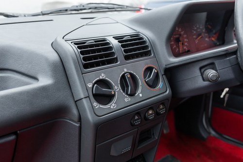 1988 Peugeot 205 GTI 1.9 In vendita (immagine 58 di 190)