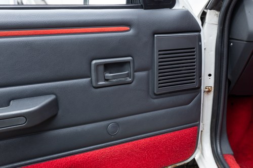 1988 Peugeot 205 GTI 1.9 In vendita (immagine 66 di 190)