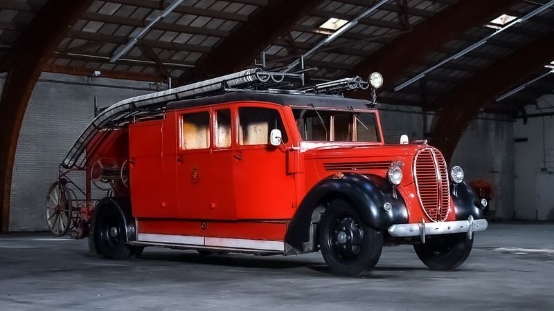 1938 Ford 85 Fire Truck 221CI V8 For Sale (picture 1 of 98)