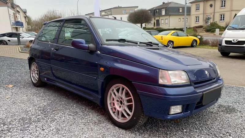1996 Renault Clio Mk1 1.8 16S For Sale (picture 1 of 101)