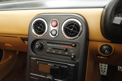 1992 Mazda Eunos Roadster V-Special Te koop (foto 59 van 206)