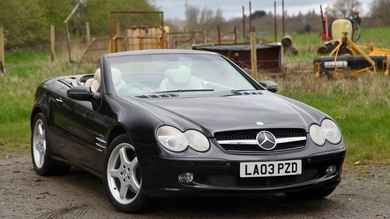 2003 Mercedes-Benz SL500 (R230) For Sale (picture 1 of 109)