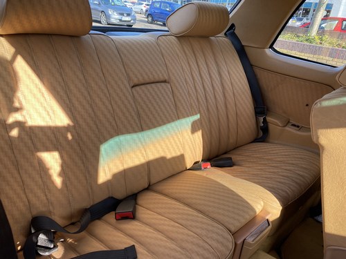 1982 Mercedes-Benz C123 280CE Te koop (foto 34 van 93)