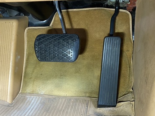 1982 Mercedes-Benz C123 280CE Te koop (foto 41 van 93)