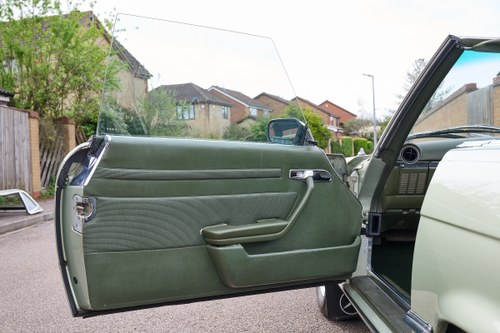 1972 Mercedes-Benz 350 SL R107 In vendita (immagine 19 di 189)