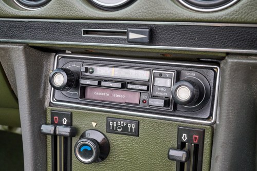 1972 Mercedes-Benz 350 SL R107 In vendita (immagine 49 di 189)