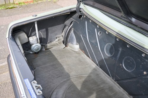 1972 Mercedes-Benz 350 SL R107 In vendita (immagine 67 di 189)