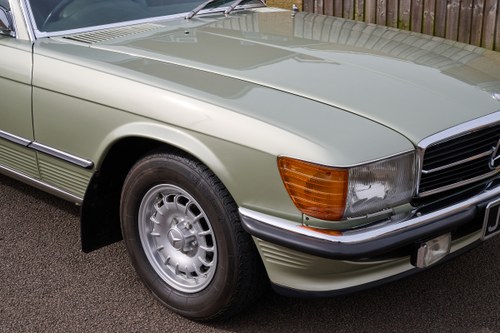 1972 Mercedes-Benz 350 SL R107 In vendita (immagine 80 di 189)