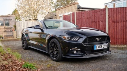 2016 Ford Mustang GT Convertible RHD