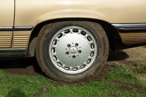 1985 Mercedes-Benz R107 380SL zum Verkauf (Bild 31 von 200)