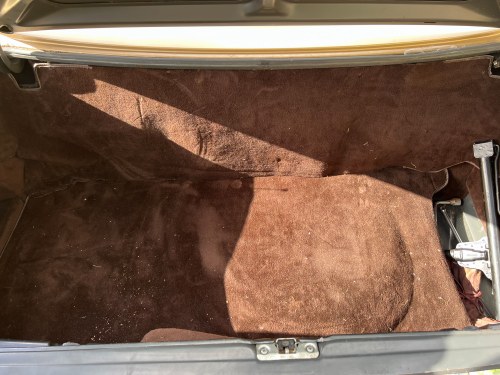 1985 Mercedes-Benz R107 380SL zum Verkauf (Bild 75 von 200)