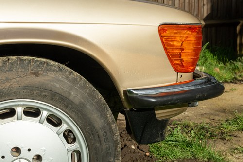 1985 Mercedes-Benz R107 380SL zum Verkauf (Bild 117 von 200)