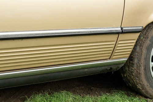 1985 Mercedes-Benz R107 380SL zum Verkauf (Bild 127 von 200)