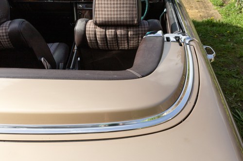 1985 Mercedes-Benz R107 380SL zum Verkauf (Bild 135 von 200)