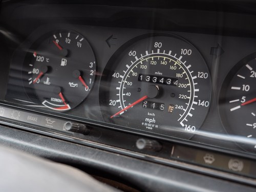 1988 Mercedes-Benz 190E 2.6 For Sale (picture 18 of 228)