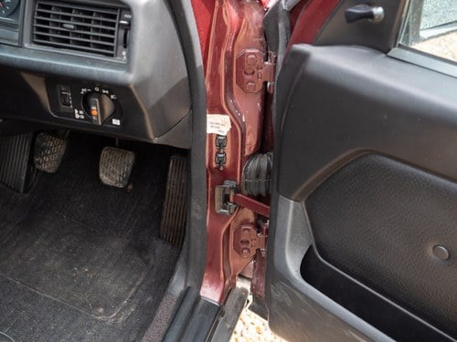 1988 Mercedes-Benz 190E 2.6 For Sale (picture 37 of 228)