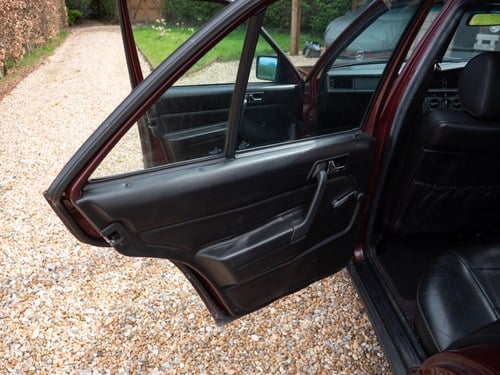 1988 Mercedes-Benz 190E 2.6 For Sale (picture 57 of 228)