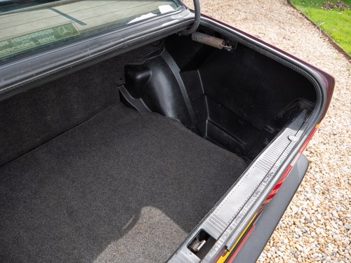 1988 Mercedes-Benz 190E 2.6 For Sale (picture 73 of 228)